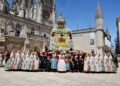 Valencia brilla en la Ofrenda de Burgos con la Fallera Mayor y su Corte de Honor