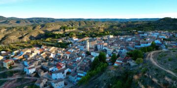 Tensión en el Valle de Ayora-Cofrentes: Vecinos y Ayuntamiento enfrentan posturas ante la planta de residuos en Zarra
