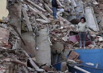 Casi 1.000 fallecidos, 4.500 heridos y decenas de miles de desaparecidos en Venezuela tras los dos seísmos