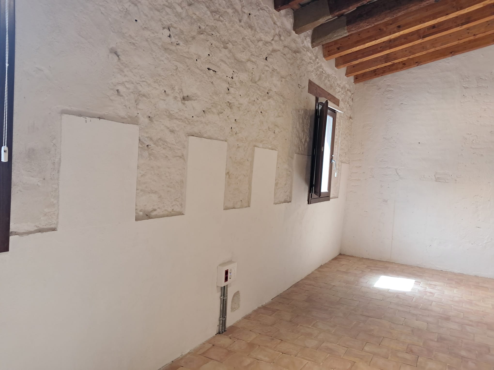 Viaje al corazón de la Alquería dels Moros: Noticias Ciudadanas y el Círculo por la Defensa del Patrimonio descubren los tesoros ocultos de la ‘Casa del Senyor’ 10 Viaje al corazón de la Alquería dels Moros