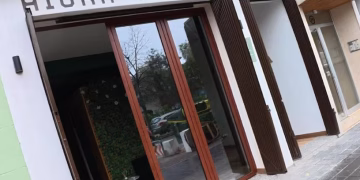Detenido por agredir sexualmente a tres turistas británicas en un hostal de Valencia