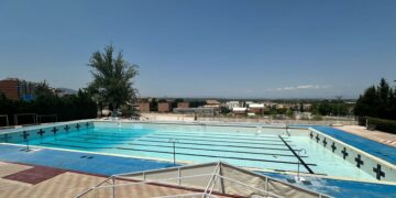 040725 piscina
