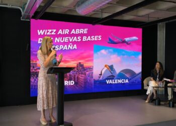Wizz Air elige Valencia para abrir su nueva base operativa con dos aviones permanentes y siete nuevas rutas