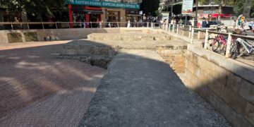 0722 Portal dels Jueus. Valencia renovara la senalizacion del historico Portal dels Jueus 2