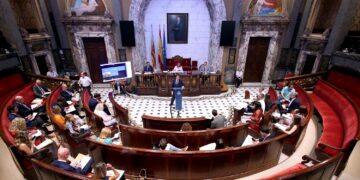 Valencia aprueba su nuevo Plan de Seguridad Vial para reducir un 50 % los accidentes graves y las muertes en 2030