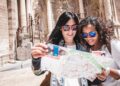 Valencia impulsa un Decálogo del Turista Responsable para fomentar una convivencia respetuosa 10 0818 Turistes Turisme