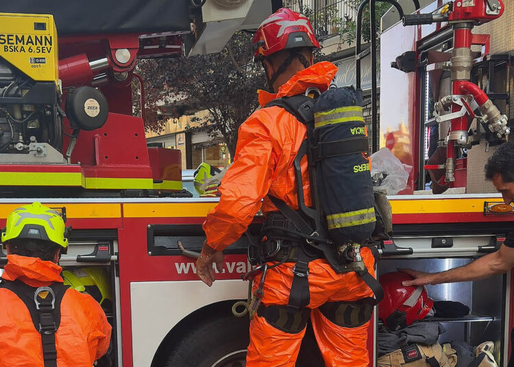 Un incendio forestal moviliza a los medios de emergencia en Teulada
