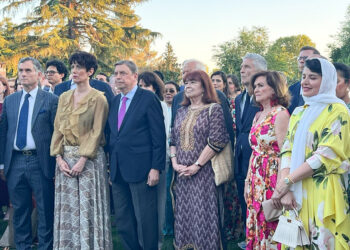 Ministros del gobierno de Sánchez de fiesta en la embajada de Marruecos en Madrid mientras Ceuta colapsa 14 Ministros del gobierno de Sánchez de fiesta en la embajada de Marruecos en Madrid mientras Ceuta colapsa
