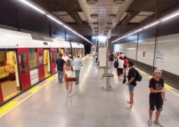 Metrovalencia reforzará el servicio la noche del domingo por el cierre de la Gran Fira de Juliol 14 260723 FGV foto final feria julio