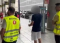 Los taxistas de Elche refuerzan la vigilancia contra los taxis pirata en el aeropuerto de Alicante-Elche 18 591d34ce 5ed6 4d56 86c9 0c92a4d0586e 16 9 aspect ratio 1600w 0