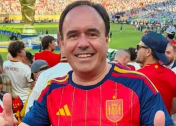 Polémica por el viaje de Pérez Llorca a la final del Mundial 2026