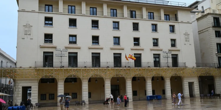 Condenado a más de ocho años de prisión por agredir sexualmente a su pareja y amenazarla con difundir un vídeo íntimo 1 Audiencia Provincial dAlacant