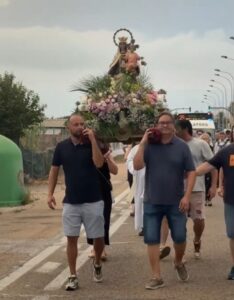 Valencia rinde honores a la Virgen del Carmen en una jornada de fervor entre el Puerto y el corazón de Ciutat Vella 5 Captura de pantalla 2026 07 16 224318