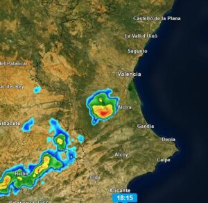 Una violenta tormenta con granizo y rachas de 99 km/h desploma el termómetro 20 grados en Ayora 2 Captura de pantalla 2026 07 19 190242