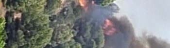 Desalojos preventivos en La Vall d'Uixó ante la rápida evolución del incendio forestal