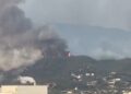 El incendio descontrolado en La Vall d'Uixó provoca las evacuaciones de Almedíjar y Azuébar