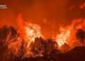 El incendio de la Serra d'Espadà se descontrola: más de 6.500 hectáreas quemadas y 75.000 personas afectadas