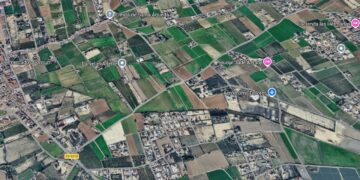 Incendio de vegetación en Catral moviliza a un medio aéreo