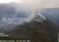 Tormentas secas tras la ola de calor: Los rayos desatan tres incendios simultáneos en el interior de Castellón