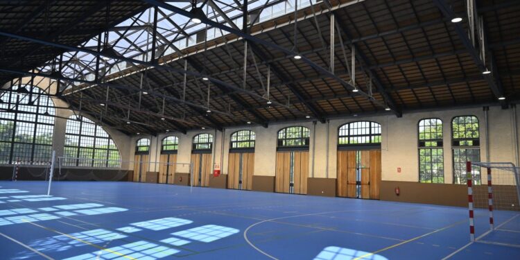 Finalizan las obras del Polideportivo del Parc Central en Russafa, que abrirá sus puertas en septiembre 1 Finalizan las obras del Polideportivo del Parc Central en Russafa, que abrirá sus puertas en septiembre