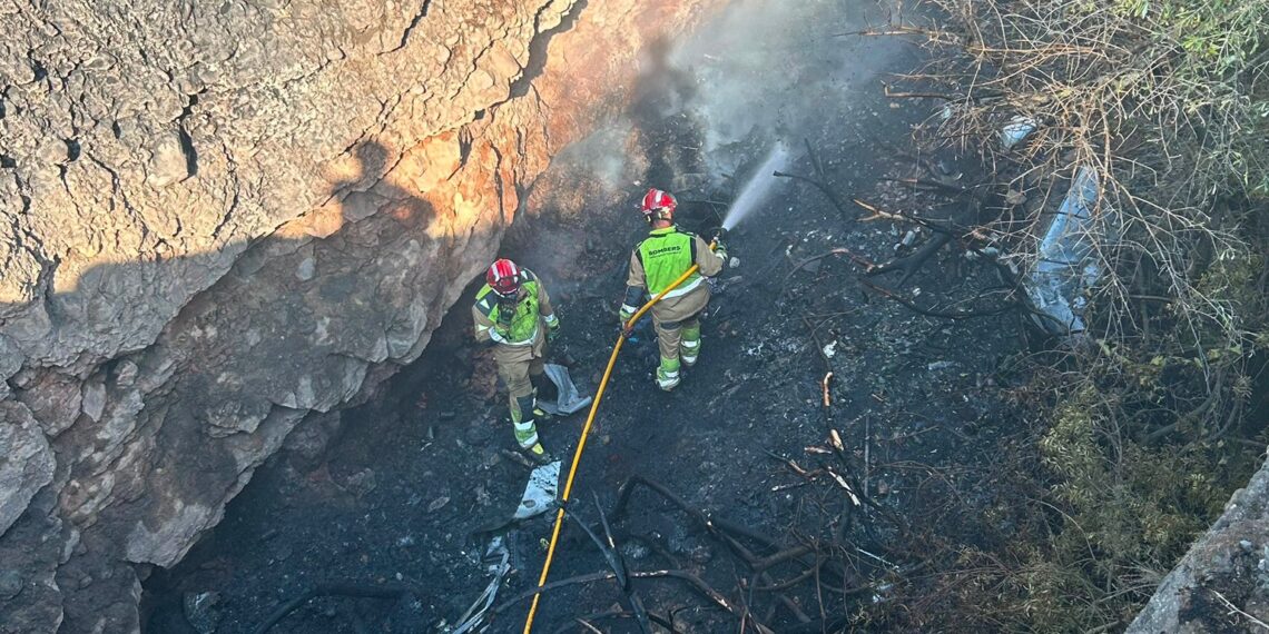 La proliferación de incendios de vegetación reaviva el debate sobre el abandono del monte en la Comunitat Valenciana 1 La proliferación de incendios de vegetación reaviva el debate sobre el abandono del monte en la Comunitat Valenciana
