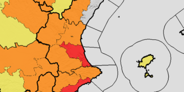 Sanidad y AEMET activan el aviso rojo por temperaturas extremas que superarán los 42 °C en el sur de Valencia y Alicante