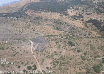 Los bomberos controlan en tiempo récord un Incendio forestal en Morella 14 Los bomberos controlan en tiempo récord un Incendio forestal en Morella