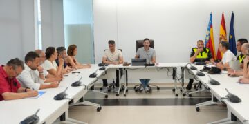 Mislata activa la alerta roja por calor extremo y suspende las actividades al aire libre