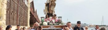 Los pescadores y marineros de Valencia honran a la Virgen del Carmen