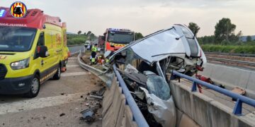 Un muerto y dos heridos graves en un trágico accidente de tráfico en la A-35 a la altura de Montesa