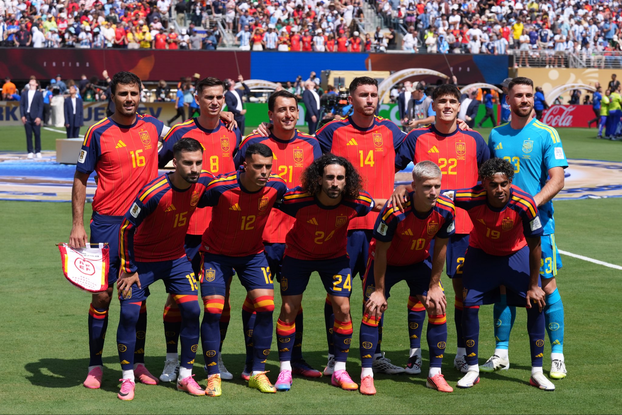 España toca la gloria planetaria ante la mirada de la Familia Real: Campeones del Mundo en Nueva York 6 HNncl0UW0AEmVPO