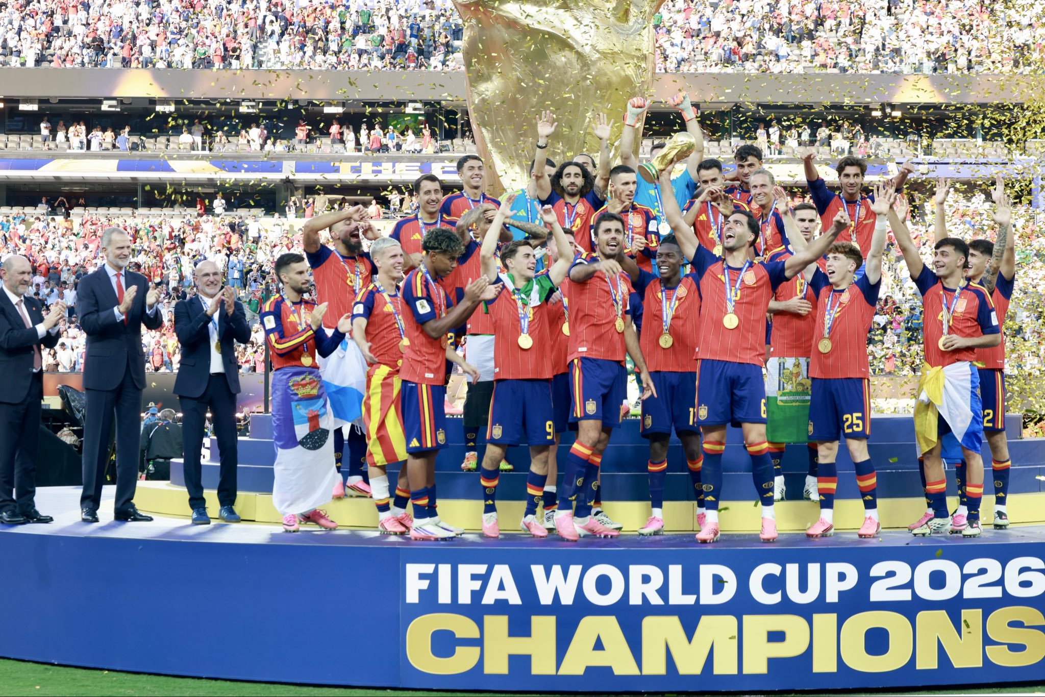 España toca la gloria planetaria ante la mirada de la Familia Real: Campeones del Mundo en Nueva York 5 HNoSjnCXIAEb0pE