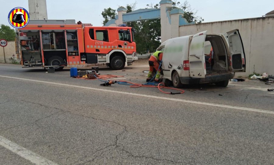 Trágico accidente en la N-III a su paso por Utiel: muere un conductor tras chocar contra un muro 1 Trágico accidente en la N-III a su paso por Utiel: muere un conductor tras chocar contra un muro
