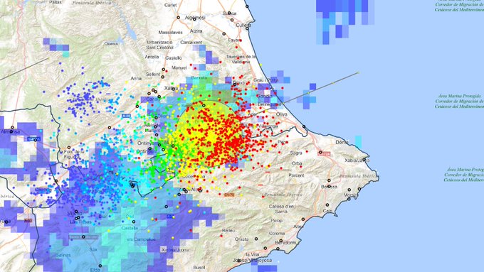 Reporte Meteorológico: Episodio de Tormentas Severas y Reventones Cálidos en el sur de Valencia y Norte de Alicante 1 Reporte Meteorológico: Episodio de Tormentas Severas y Reventones Cálidos