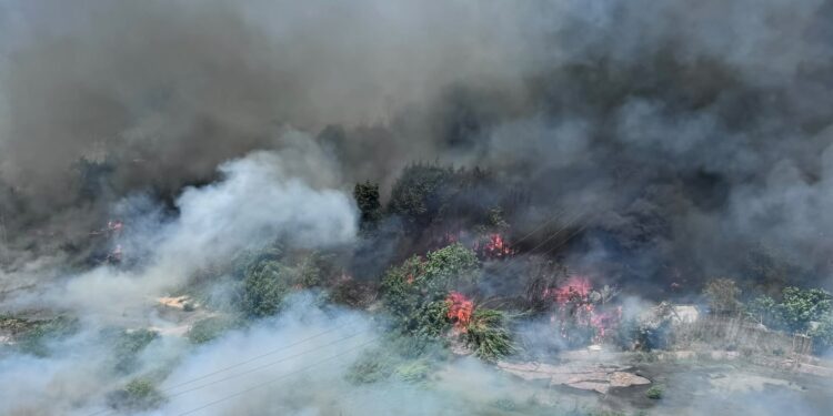 El Ajuntament de Manises confirma un fallecido en el incendio de Salt de l'Aigüa 1 El Ajuntament de Manises confirma un fallecido en el incendio de Salt de l'Aigüa