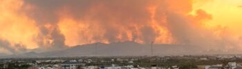 El fuego arrastra a más municipios de la Serra d'Espadà: se ordenan nuevas evacuaciones y el confinamiento de Bechí
