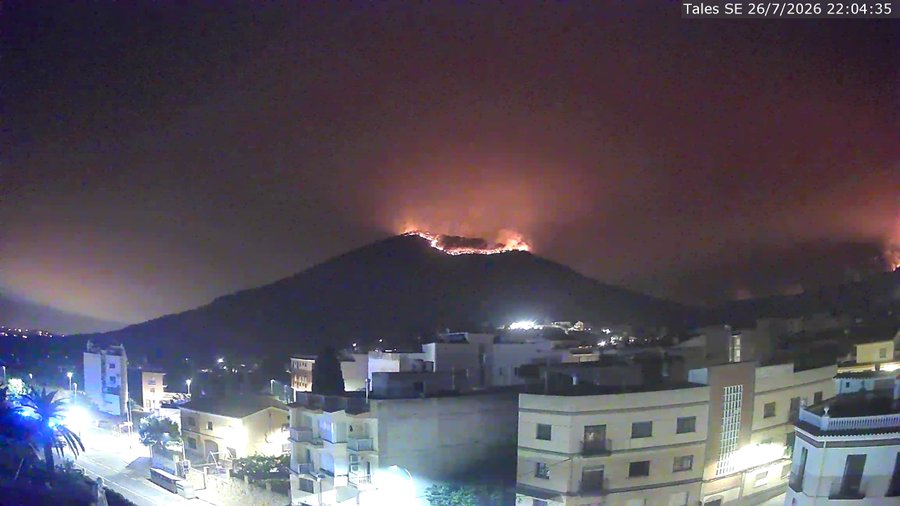 El incendio de la Serra d'Espadà se descontrola: más de 6.500 hectáreas quemadas y 75.000 personas afectadas 6 HOLgqeHWEAAE2Rp