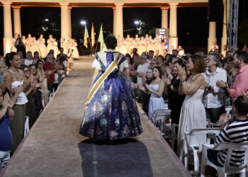 Los sectores falleros de Jesús y Creu Coberta realizaron el sábado sus preselecciones y eligieron a sus candidatas 14 Los sectores falleros de Jesús y Creu Coberta realizaron el sábado sus preselecciones y eligieron a sus candidatas