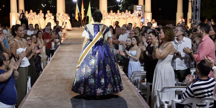 Los sectores falleros de Jesús y Creu Coberta realizaron el sábado sus preselecciones y eligieron a sus candidatas