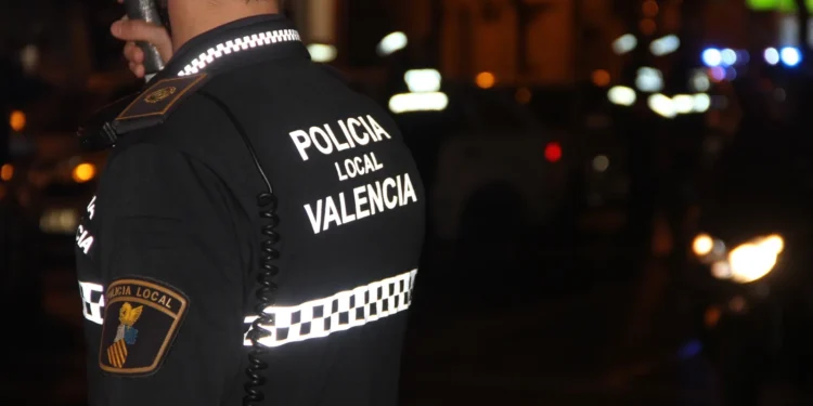 Detenido en Valencia tras intentar agredir sexualmente a una mujer a la salida de una discoteca de la Malva-rosa 1 Policia Local Valencia
