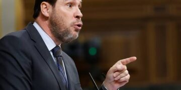 El Gobierno arremete contra el periodismo libre mientras se cruza de brazos ante la crisis