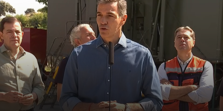 Sanchez pide combatir los bulos sobre los incendios