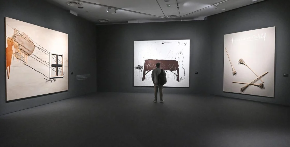 La Fundación Bancaja reúne la última etapa creativa de Antoni Tàpies en una gran exposición en Valencia 1 La Fundación Bancaja reúne la última etapa creativa de Antoni Tàpies en una gran exposición en Valencia