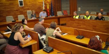 Torrent activa el protocolo de emergencia ante la alerta naranja por temperaturas de hasta 39 ºC