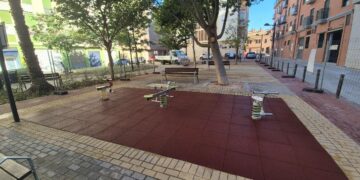 Valencia culmina la remodelación del jardín de la plaza Portadors de la Mare de Déu de Pinedo con una nueva zona infantil