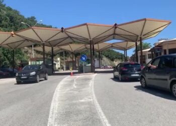 Francia blinda su frontera con España tras la llegada masiva de migrantes a Ceuta y Melilla 18 Francia blinda su frontera con España tras la llegada masiva de migrantes a Ceuta y Melilla