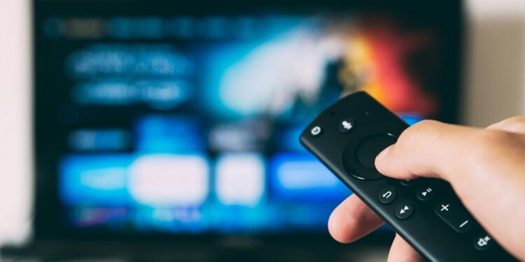 Televisores inteligentes y privacidad: lo que tu televisor sabe de ti y cómo protegerte