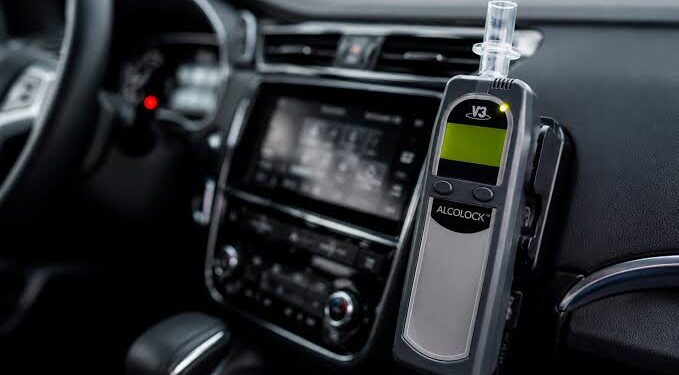 Europa cierra el cerco al alcohol al volante: todos los coches nuevos deberán incluir la preinstalación del 'Alcolock' 1 Europa cierra el cerco al alcohol al volante: todos los coches nuevos deberán incluir la preinstalación del 'Alcolock'