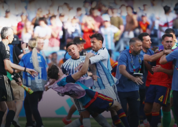 incidentes peleas guarros protagonizados por Argentina tras la final del Mundial 7