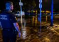 Lo que parecía una madrugada tranquila en la Malvarrosa terminó con un cuchillo y gritos de odio 10 policia local malvarrosa